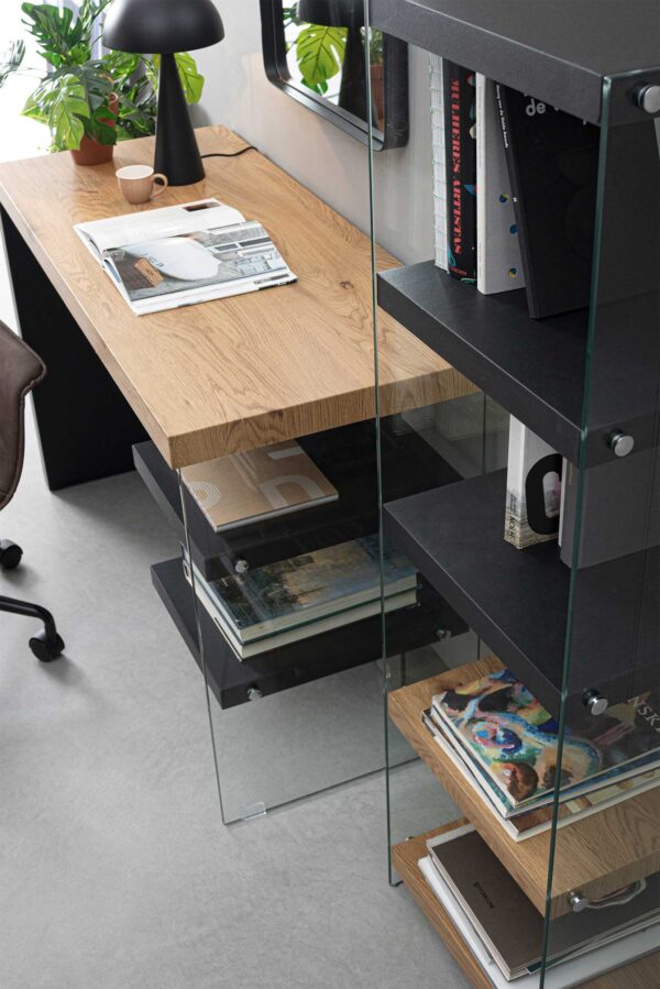Scrivania con mensole Line Wood Nero 0734007 e lampada da tavolo nera Modern Andrea Bizzotto