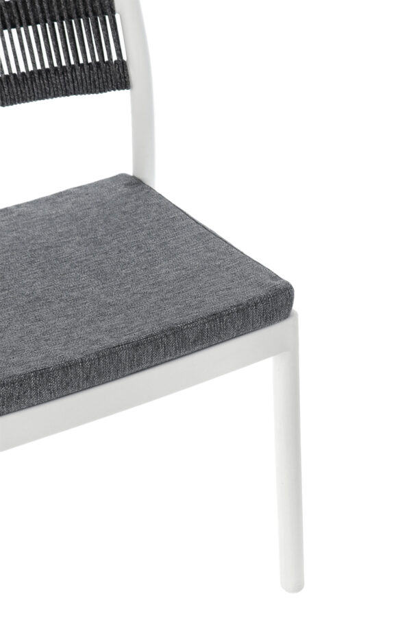 Sedia colorata in polipropilene Bianco-Grigio scuro Alvin 0650002 Andrea Bizzotto